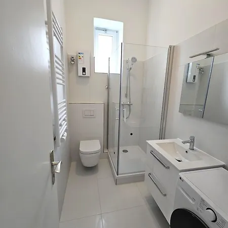 Stunning 1 Bedroom Next To Kurpark *